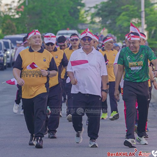 Semarakan HUT RI ke 80, Wawali Hadiri Jalan Sehat Hingga Gerakan Pangan Murah Garapan Polresta Samarinda