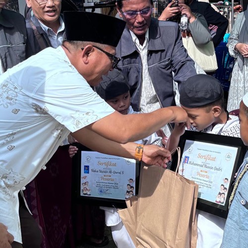 Khitanan Massal Al-Muhajirin Jadi Wujud Kepedulian Sosial, Wawali Dorong Pembentukan Karakter Anak