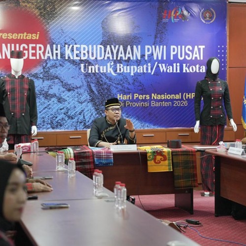 Di Hadapan Juri PWI Pusat, Andi Harun Tegaskan Sarung Samarinda Sebagai Jati Diri Kota