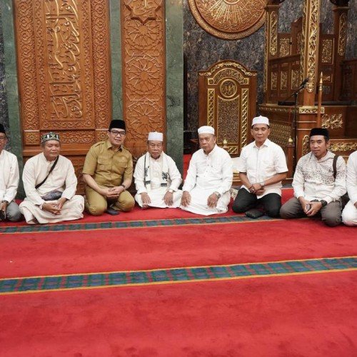 Di Masjid Darul Hannan, Wali Kota Ijazahkan Amalan Sedekah dalam Tausiyah Buka Puasa