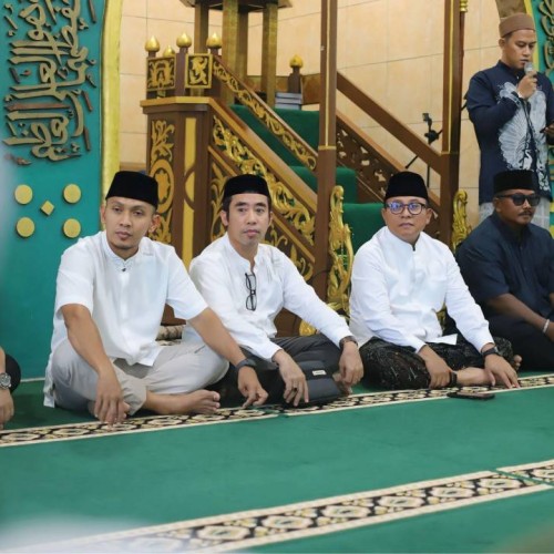 Safari Ramadhan di Masjid Al Amin, Wawali Saefuddin Zuhri Ajak Warga Perkuat Silaturahmi dan Kepedulian Sosial