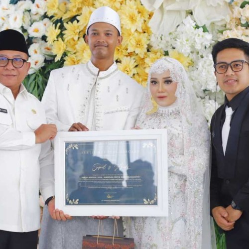 Wawali Saefuddin Apresiasi Nikah Massal di Palaran, Lima Pasangan Resmi Menikah dari 60 Pendaftar