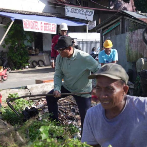 Punguti Botol Miras hingga Benahi Drainase, Wawali Saefuddin Dukung Gerakan Indonesia Asri