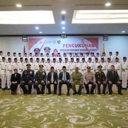 42 Paskibraka Samarinda Dikukuhkan, Andi Harun: Kalian Putra-Putri Terbaik Kota Ini