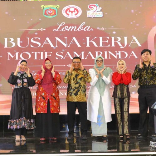 DPMPTSP Kawinkan Juara I Pria dan Wanita, Kreativitas Batik Samarinda Terus Digelorakan Lewat Lomba Busana Kerja