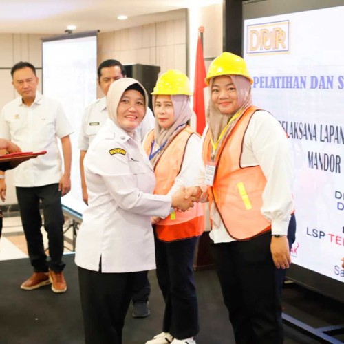 Sekda Neneng Chamelia Shanti Dorong Tenaga Kerja Konstruksi Tingkatkan Kompetensi dan Sertifikasi