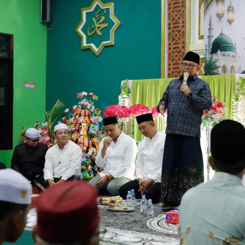 Wawali Saefuddin Zuhri Peringati Maulid Nabi Bersama Jama'ah Masjid Al-Ikhlas Sempaja Utara
